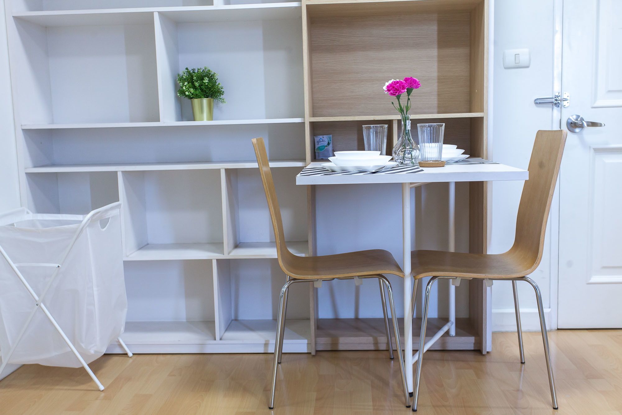 1-Bedroom Classic Apartment | In-room dining