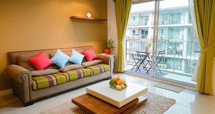 Nicely Apartment Near MRT Ratchadaphisak