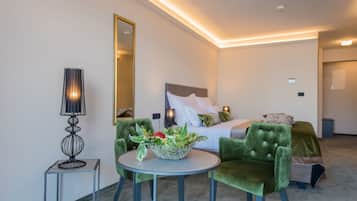 Minibar, coffres-forts dans les chambres, chambres insonorisées