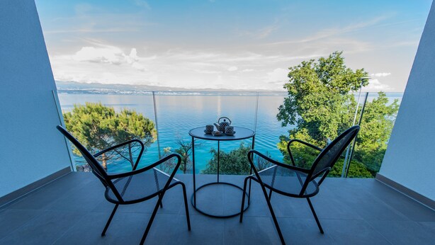 View from property - Hotel Acacia (Lovran)