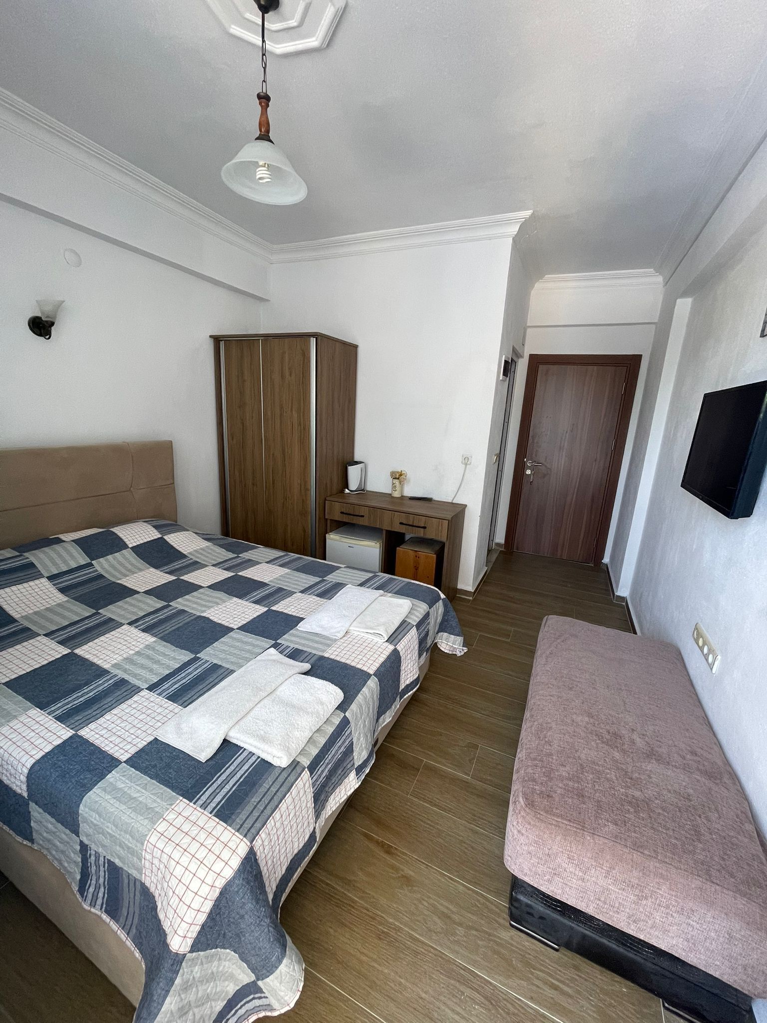 Standard Double Room | Desk, laptop workspace, soundproofing, free WiFi