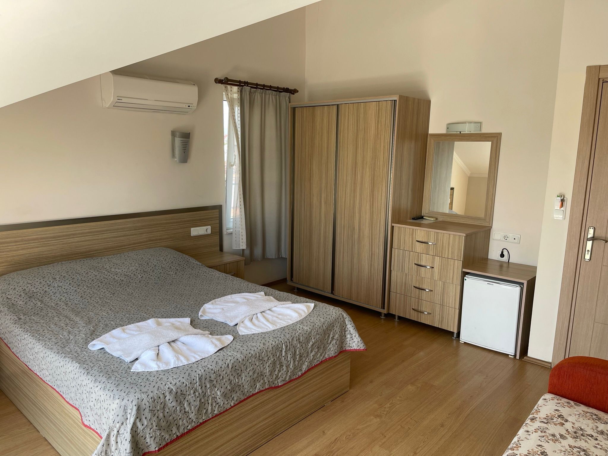 Deluxe Room | Desk, laptop workspace, soundproofing, free WiFi