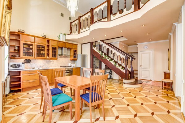 Duplex, Sauna | Private kitchen