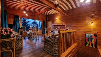 Bungalow, 3 chambres | 1 chambre, minibar, coffres-forts dans les chambres, bureau