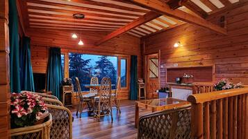 Bungalow, 3 Bedrooms | 1 bedroom, minibar, in-room safe, desk