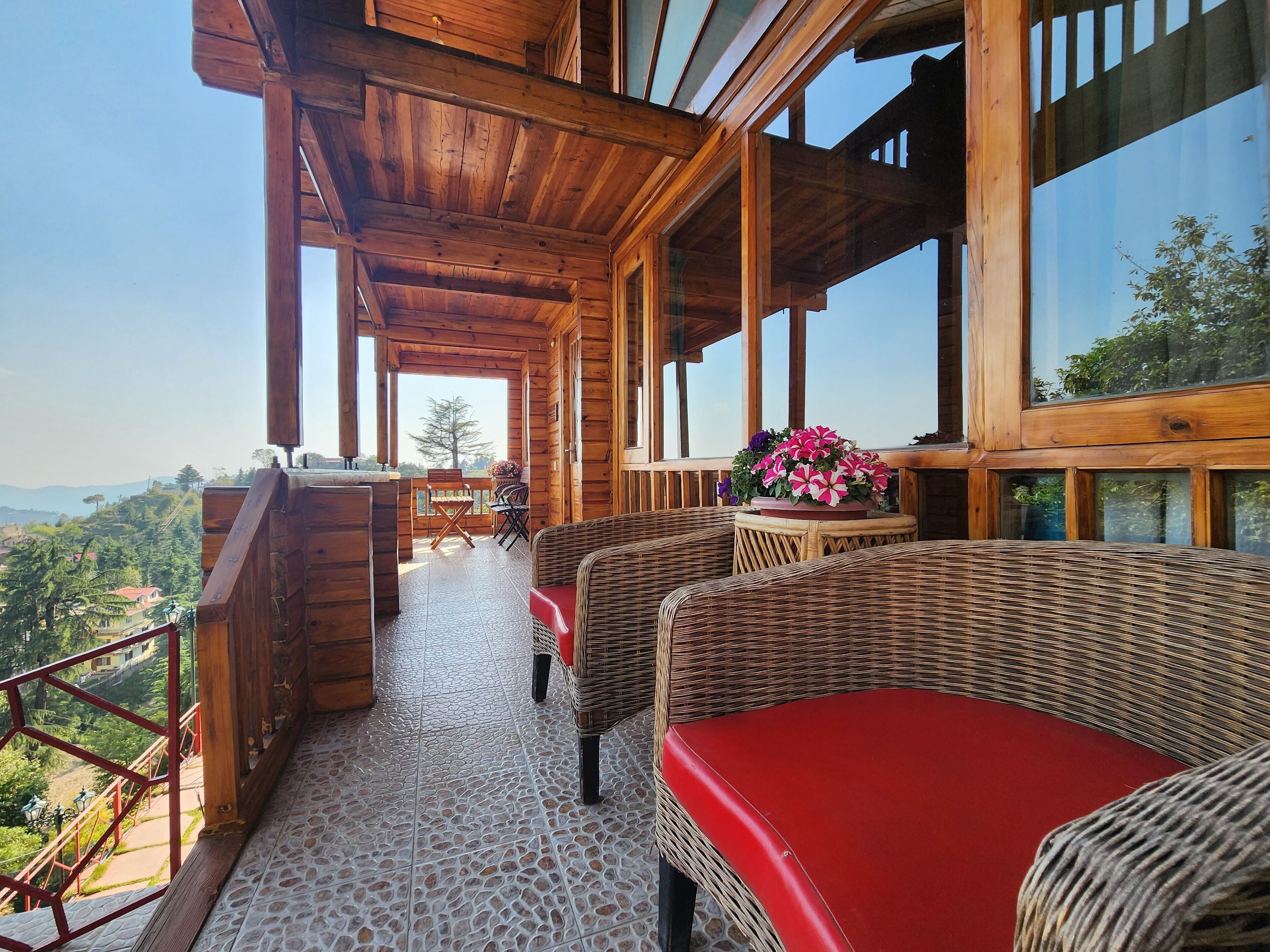 Family Cottage | Balcony