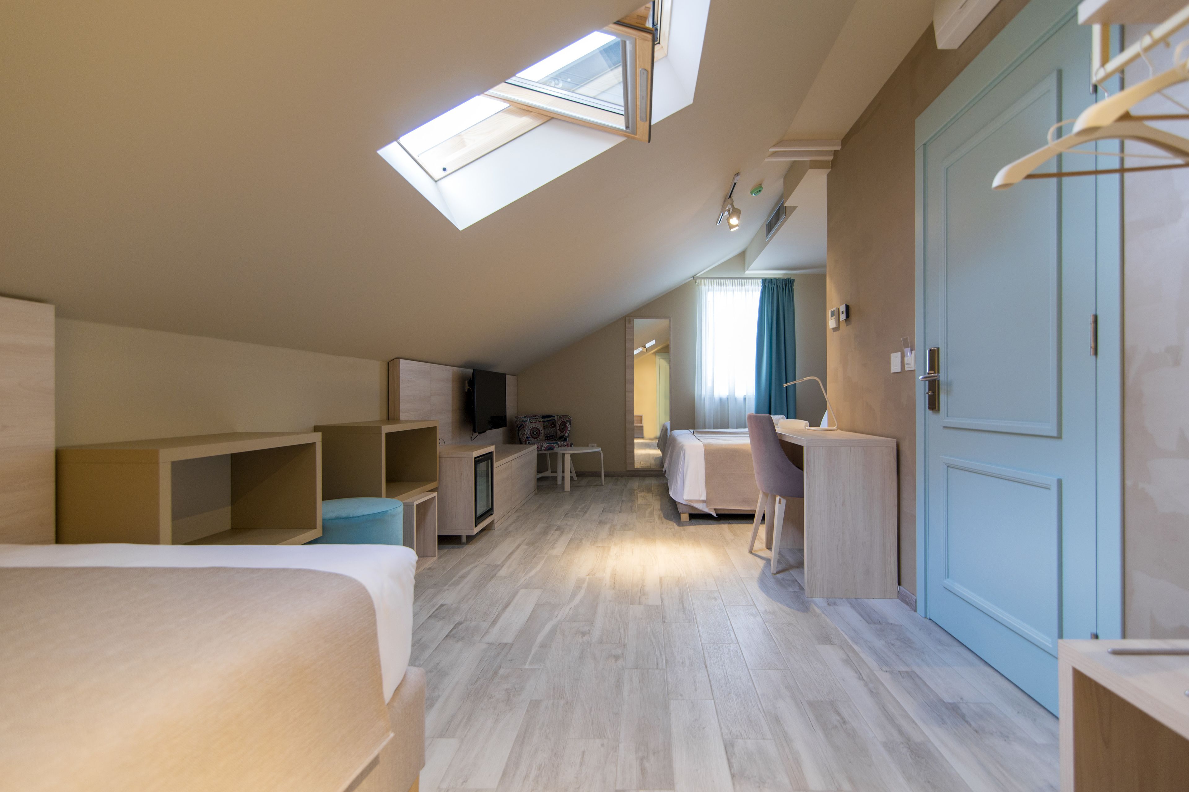 comfort triple room | minibar, in-room safe, desk, laptop workspace