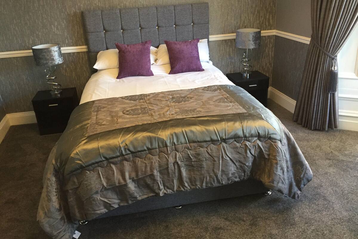 Cottage, 2 Bedrooms (Chester Cottage) | 2 bedrooms, premium bedding, memory foam beds, individually furnished