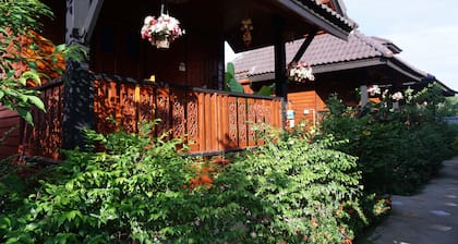 Lampang Bouteak Resort