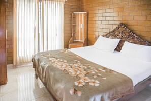 Classic-Ferienhaus, 1 Doppelbett | 1 Schlafzimmer, Schreibtisch