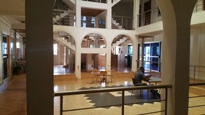 Interior - Permiss Ka Hotel (Accra)