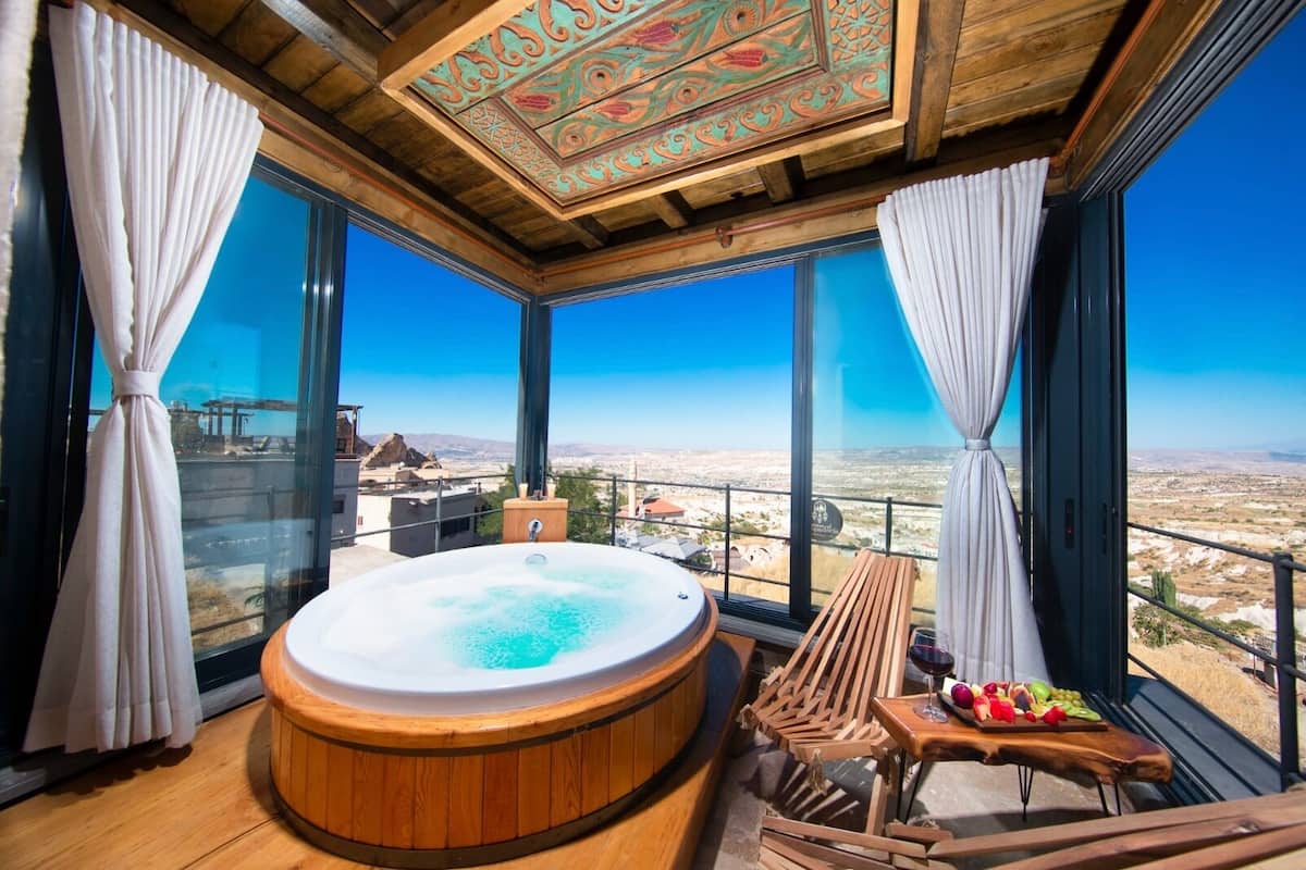 Deluxe King Suite | View from room