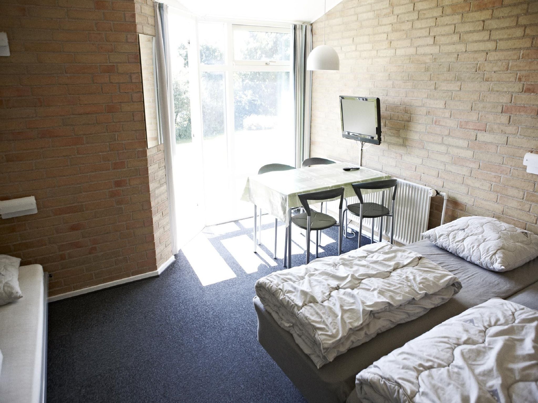 standard room | iron/ironing board, free wifi, bed sheets, wheelchair access