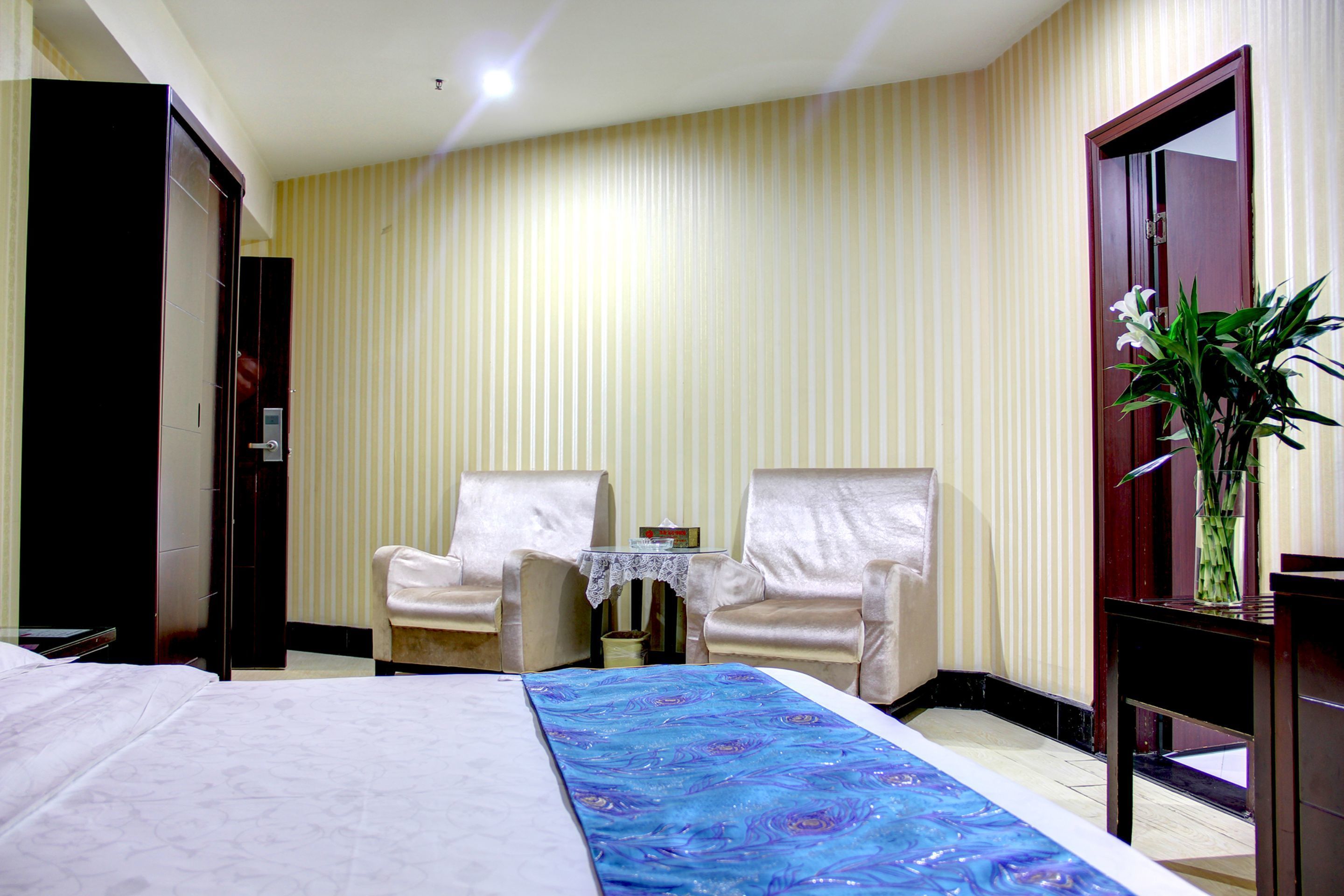 standard double room | desk, free wifi