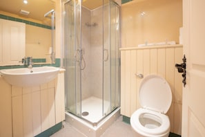 Double Room, Private Bathroom | Bathroom