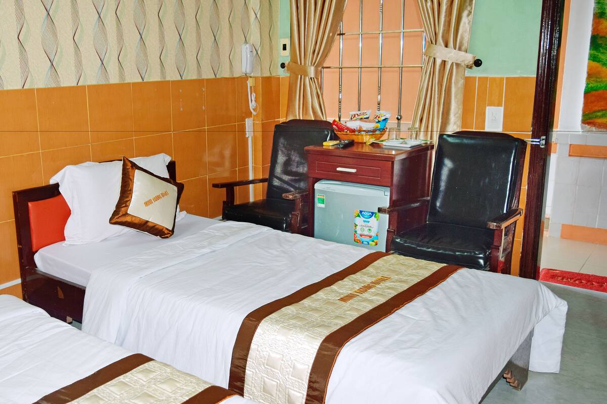 Minibar, in-room safe, desk, soundproofing