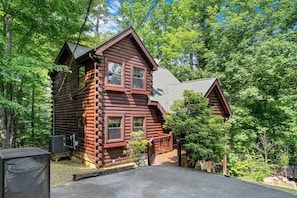 Cabin, 2 Bedrooms | Exterior