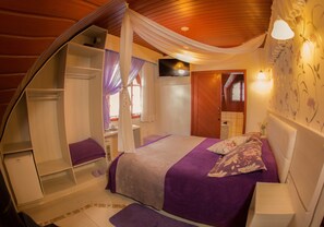 Minibar, cortinas blackout, wifi gratis y ropa de cama 