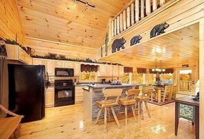 Cabin, 2 Bedrooms | Private kitchen