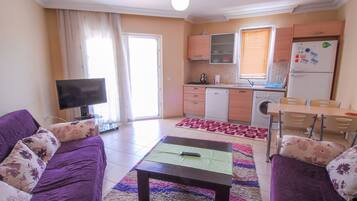 Apartment, 3 Bedrooms | Ruang tamu