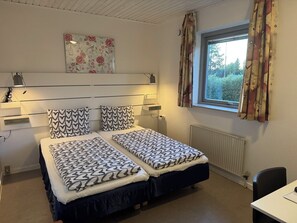 Phòng đôi Tiêu chuẩn, phòng tắm riêng | Bộ đồ giường kháng dị ứng, trang trí khác biệt 