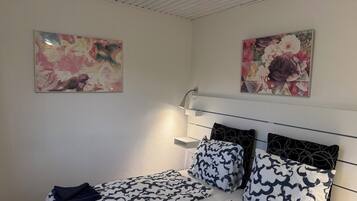 Chambre double | Literie hypoallergénique, décor unique, ameublement unique