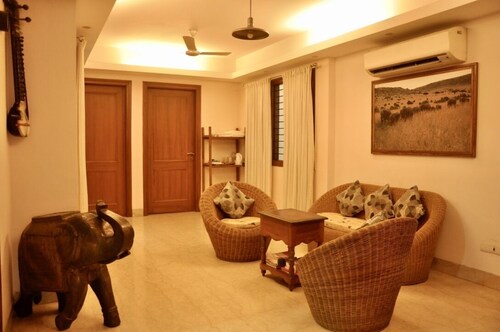 Aashianaa Gracious Living