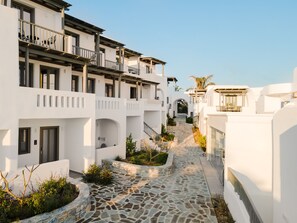 Front of property - Melidron Hotel & Suites (Naxos)