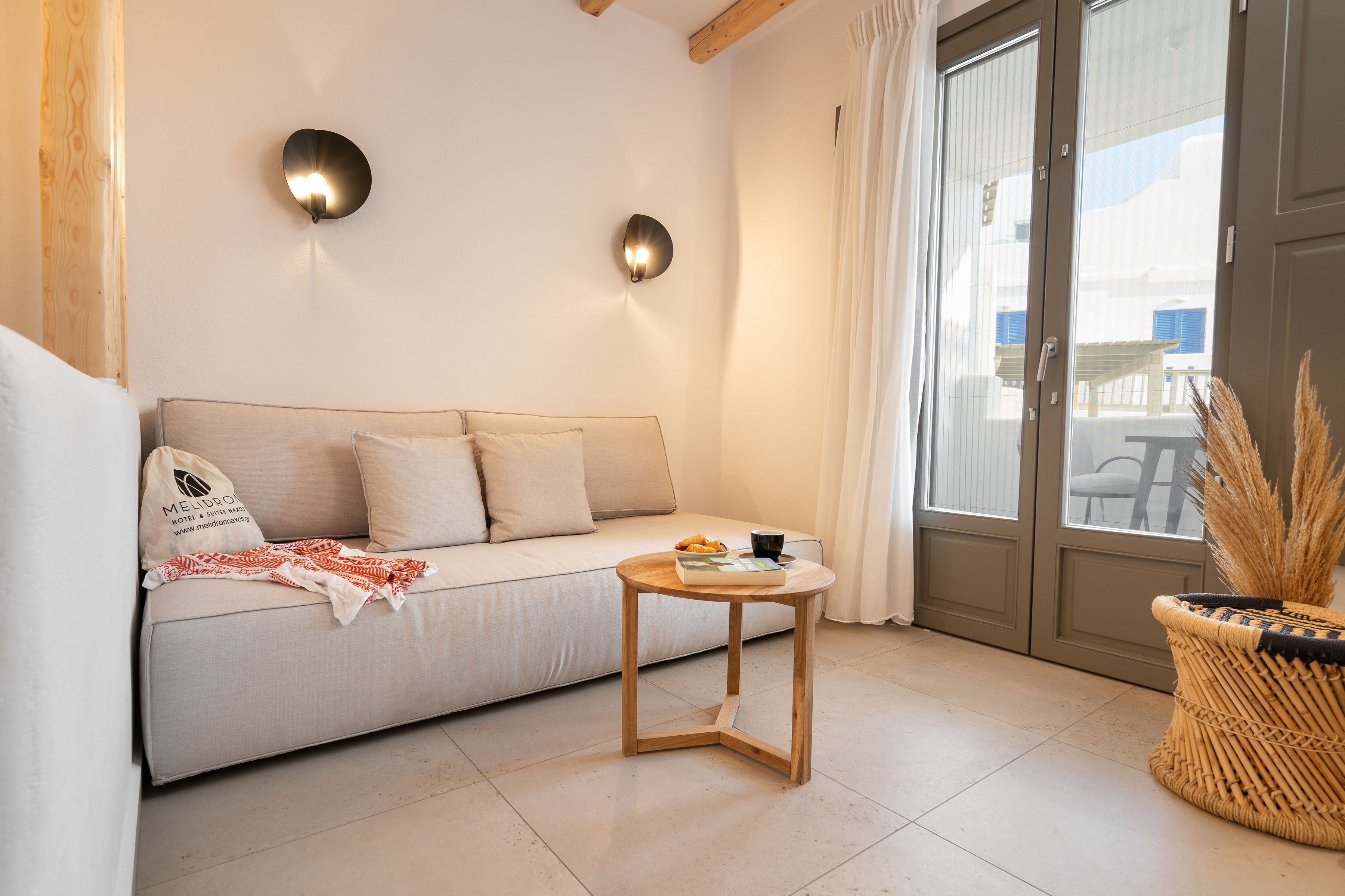 standard triple room | 2 bedrooms, premium bedding, minibar, in-room safe