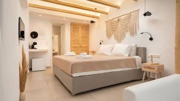 Standard-Dreibettzimmer | 2 Schlafzimmer, hochwertige Bettwaren, Minibar, Zimmersafe