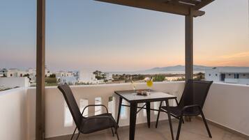 高級寢具、迷你吧、房內夾萬、獨特設計