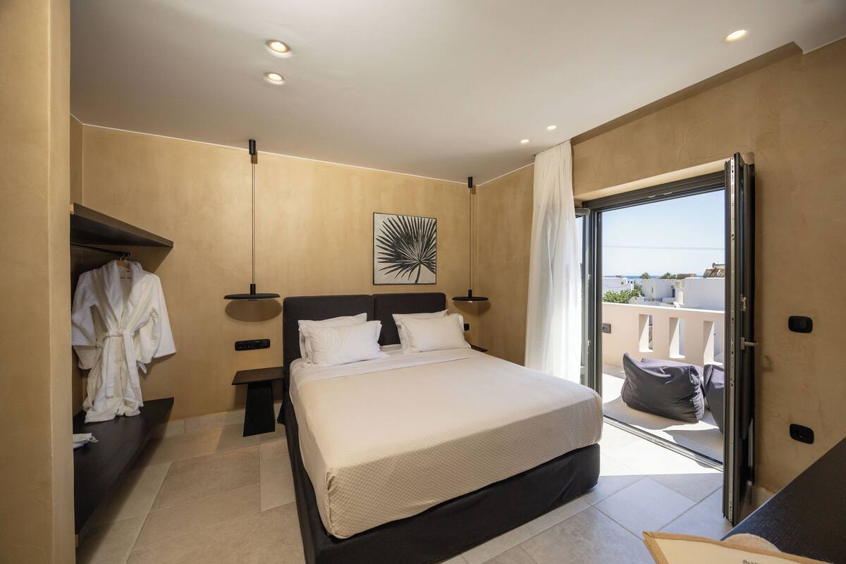 Melidron Villa Thalassa | Premium bedding, in-room safe, soundproofing