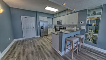 Condo, 2 Bedrooms | Private kitchen | Fridge, microwave, oven, dishwasher