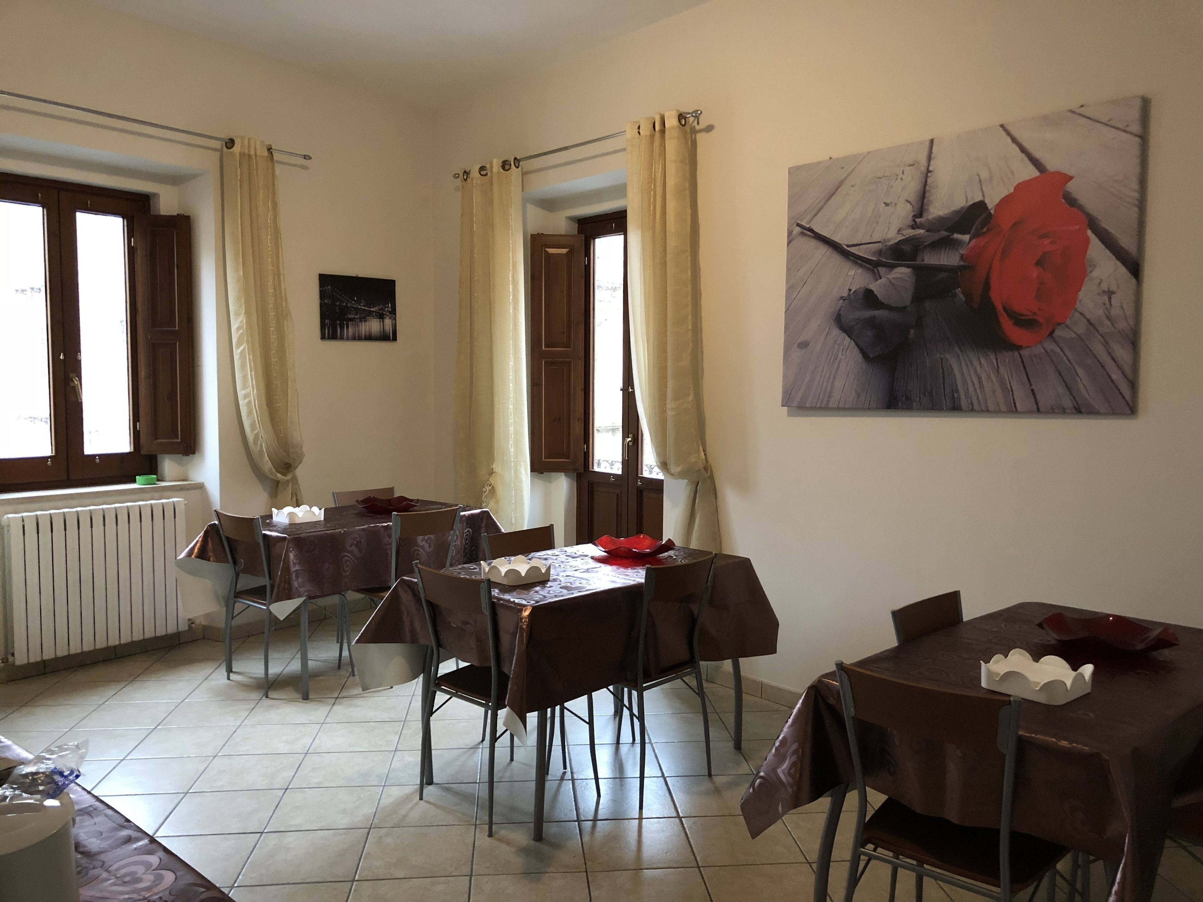 Tägliches inbegriffenes Frühstücksbuffet