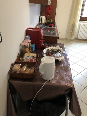 Tägliches inbegriffenes Frühstücksbuffet