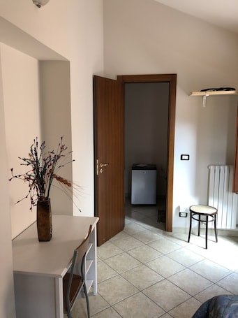 Artículos de tocador gratuitos, secador de pelo, batas, bidet