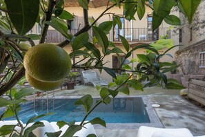 Apartamento, 3 habitaciones, piscina privada | Terraza o patio