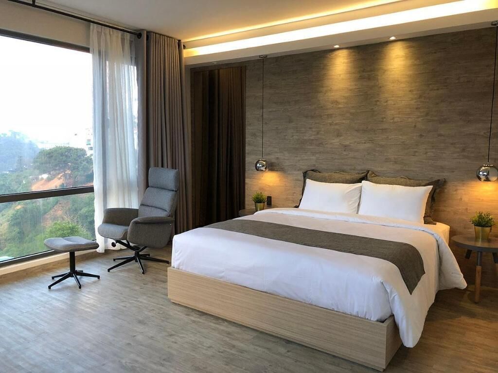 Minibar, in-room safe, desk, blackout drapes
