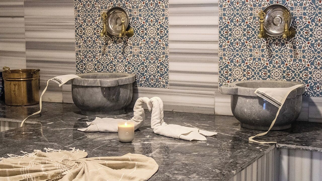Couples treatment rooms, steam room, Turkish bath, body treatments