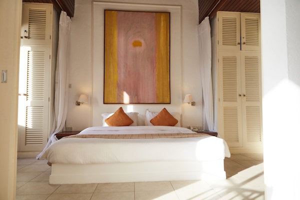 Standard Apartment, 1 Double Bed | Minibar, in-room safe, individually decorated, individually furnished