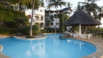 2 outdoor pools, pool umbrellas, pool loungers