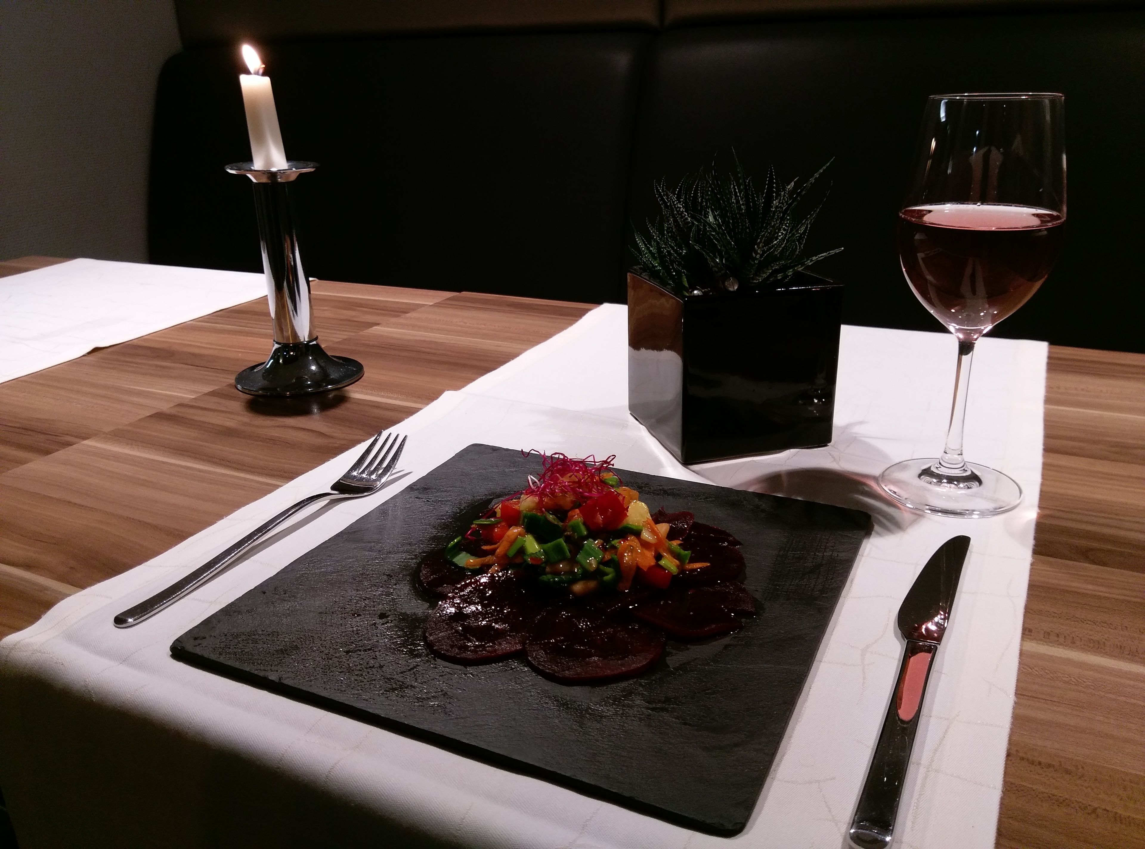 breakfast, lunch and dinner served