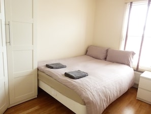 Apartment, 1 Bedroom | 1 bedroom, desk, iron/ironing board, free WiFi