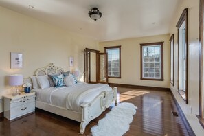 Classic Cottage, 4 Bedrooms | 4 bedrooms, desk, iron/ironing board, free WiFi