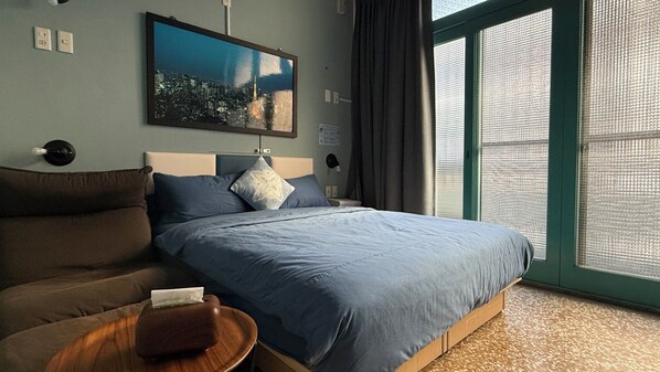 Standard Double Room, Shared Bathroom