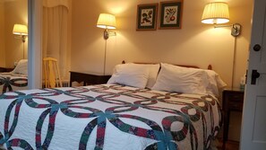 Individually decorated, free WiFi, bed sheets