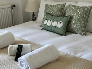 Free WiFi, bed sheets
