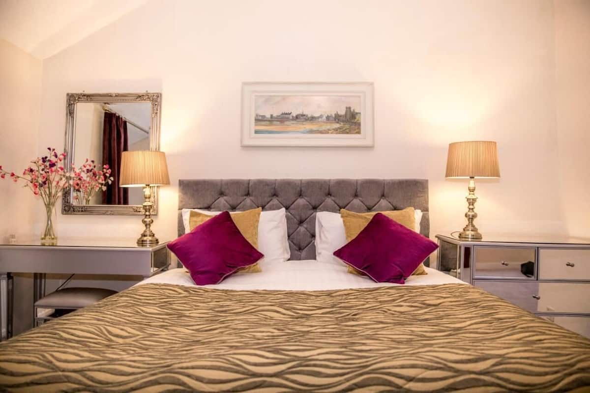 Basic Double Room (Small)