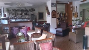 Bar (en la propiedad)