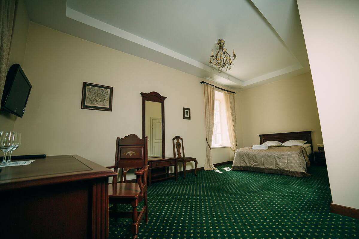 Deluxe Double Room | Desk, rollaway beds, free WiFi